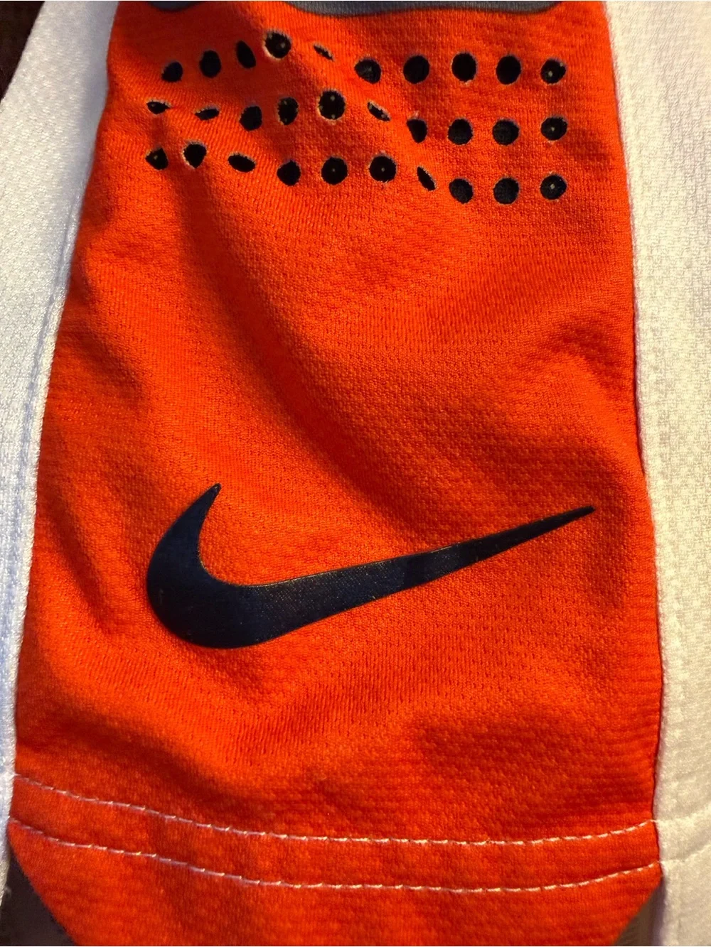 Vintage Nike Men’s Air Jordan AJ11 Legacy mesh shorts white/orange/gray Size L